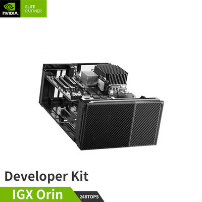 262.7 x 382 x 151.2 мм NVIDIA IGX Orin Developer Kit 940-23840-0001-000 До 1705 TOPs